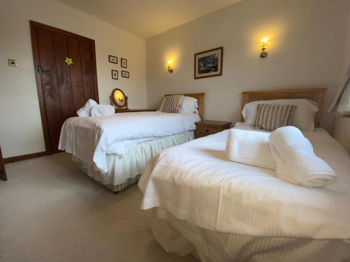 Eco-Friendly Dorset Cottage With Spa Set In Heart Of Countryside Sydling St Nicholas Exterior photo