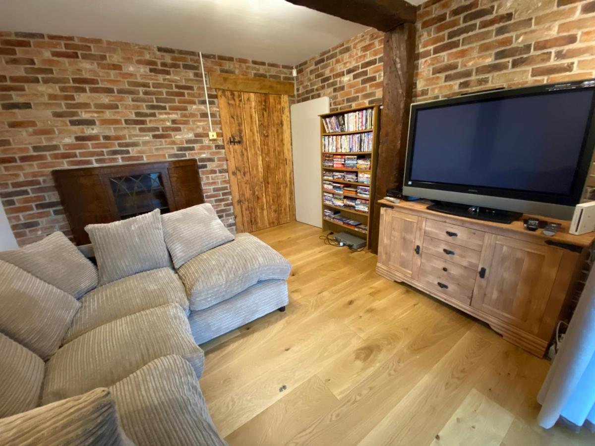 Eco-Friendly Dorset Cottage With Spa Set In Heart Of Countryside Sydling St Nicholas Exterior photo
