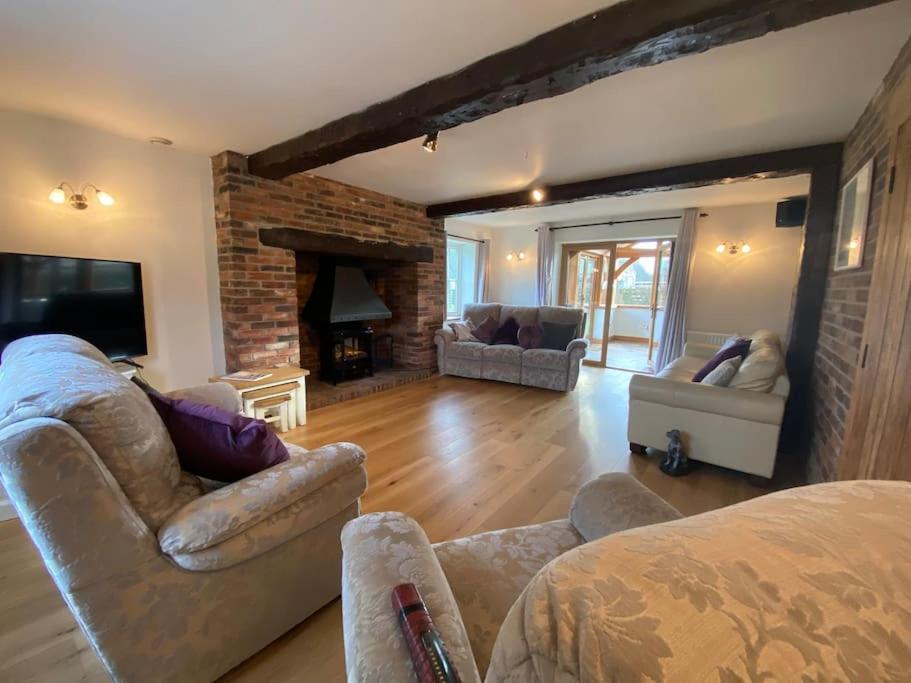 Eco-Friendly Dorset Cottage With Spa Set In Heart Of Countryside Sydling St Nicholas Exterior photo